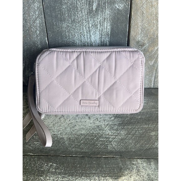 Vera Bradley Handbags - Vera Bradley Ultralight RFID Accordion Wristlet In Light Purple Lavender